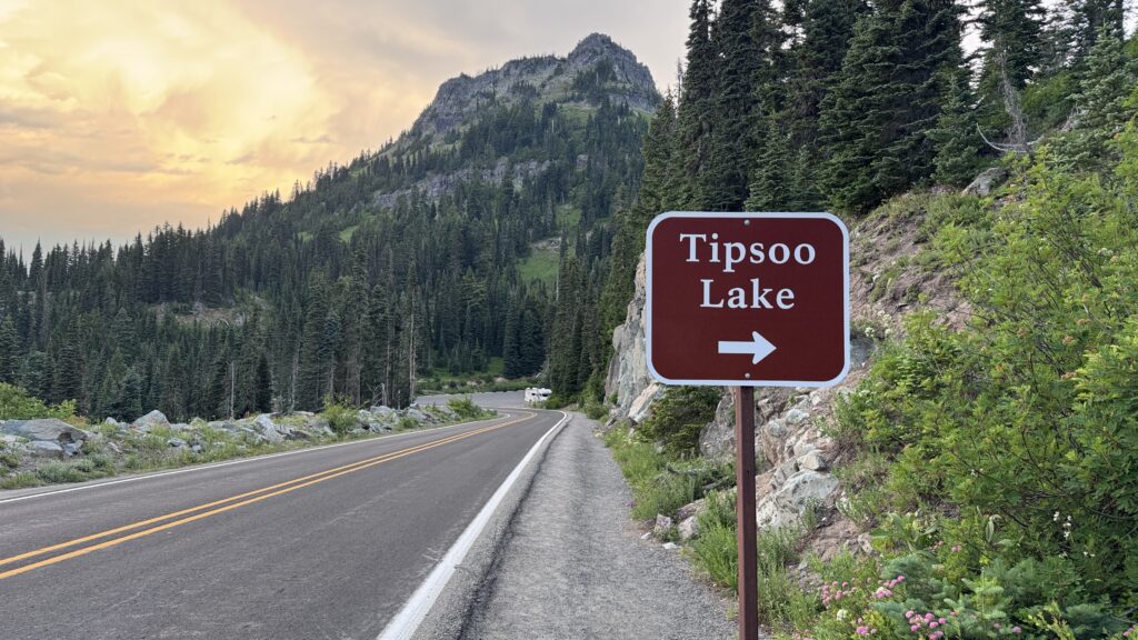 Tipsoo lake View Point